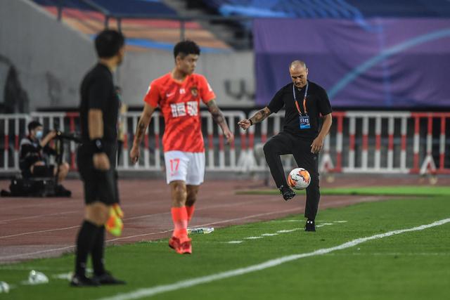 德国队热身赛创造佳绩，4-0战胜芬兰，阵容调整亟需检验